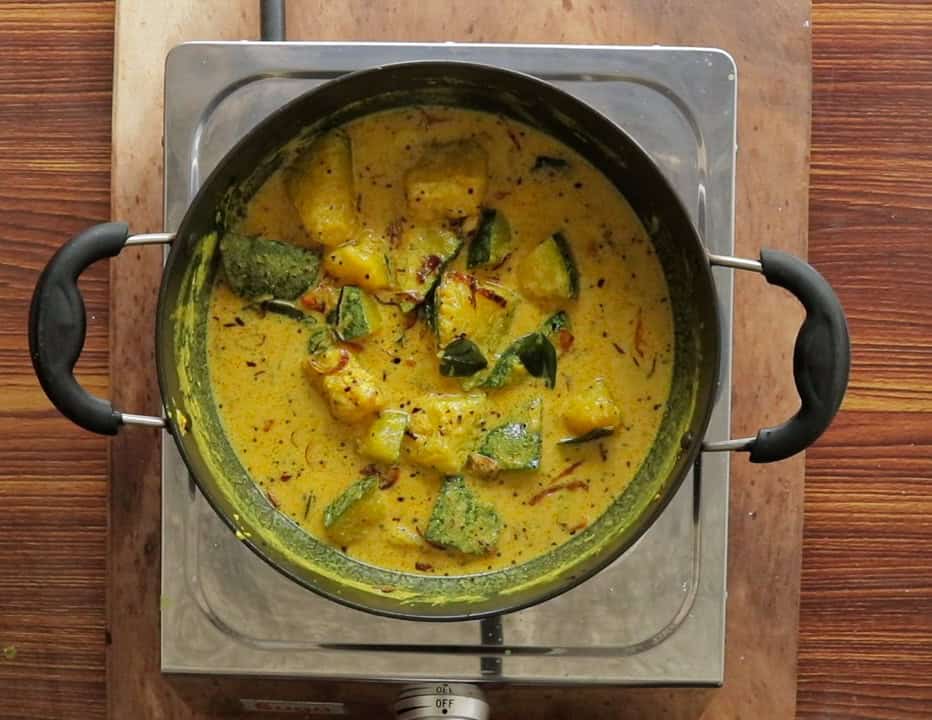 tempered ingredients mixed into a cooking pan.