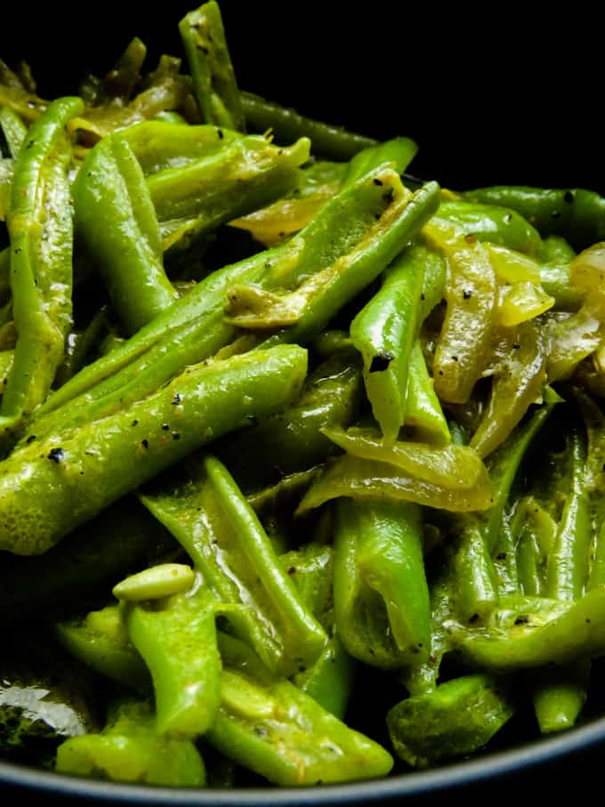 Sri lankan bonchi/green bean curry.