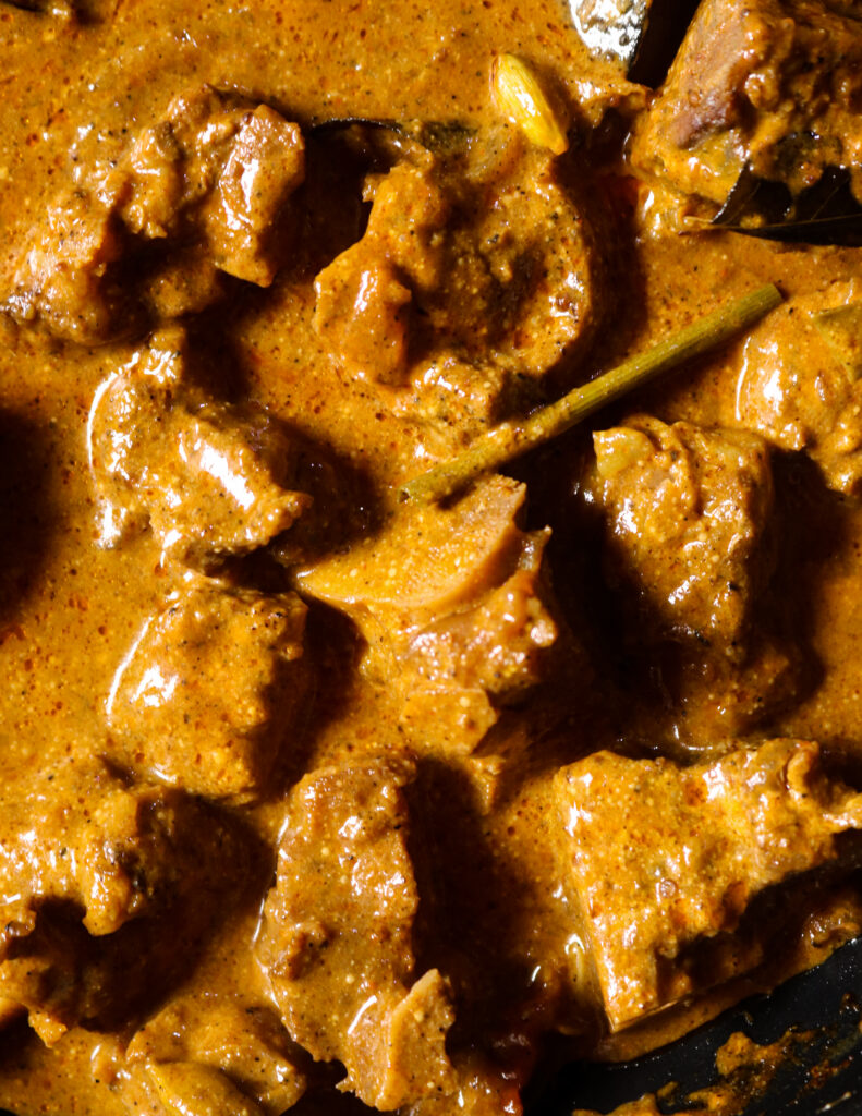 mutton curry with gravy