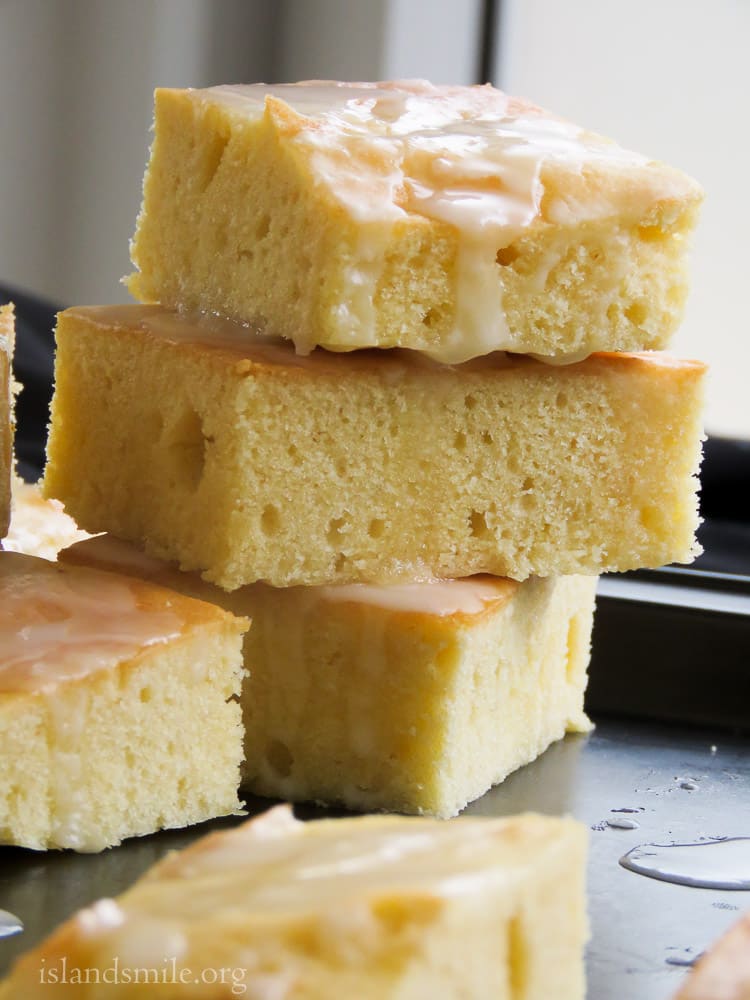 Iced lime shortbread bars image