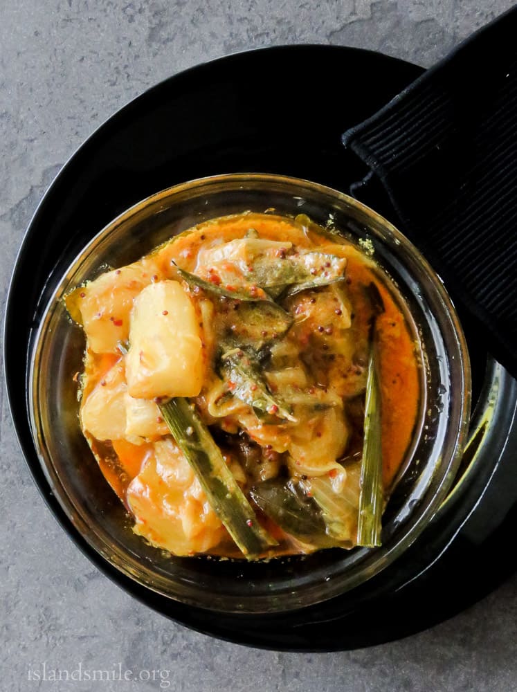 Tempered spicy sweet potato curry, cooked the Sri Lankan way, it's different, healthy, home-cooked, vegetarian and budget friendly-islandsmile.org