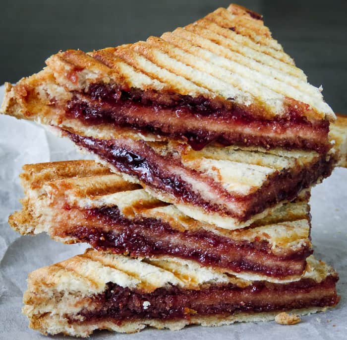 nutella-and-strawberry-jam-triple-layer-lunch-box-paninis-