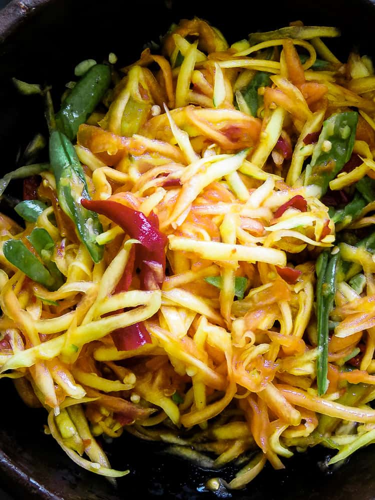Easy spicy Papaya salad(vegan, vegetarian)-islandsmile.org