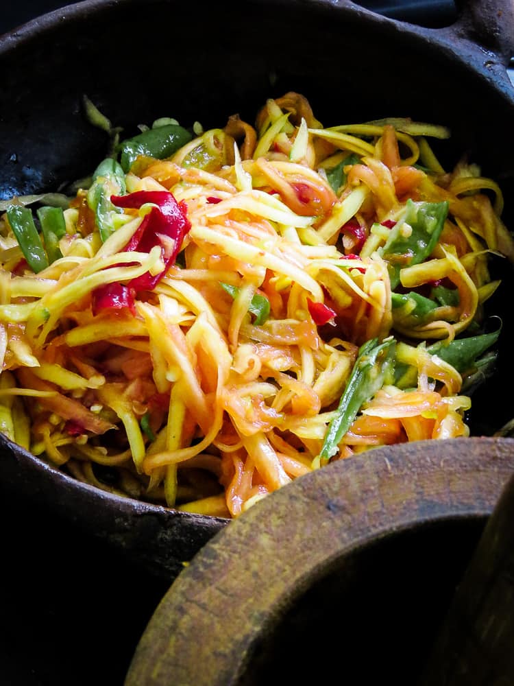 Easy spicy Papaya salad(vegan, vegetarian). ISLAND SMILE