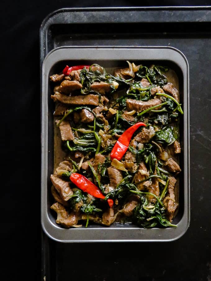 kankun(kang kong), soy, garlic Beef stir-fr. Tender beef cooked in Oyster and Soy base sauce. Make it and see them fall in love with this simple yet delicious dish.