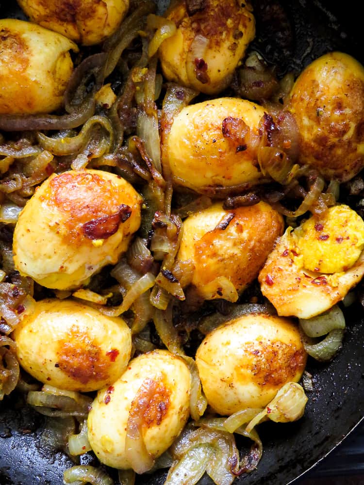 curried egg stir-fry with caramalised onions-islandsmile.org