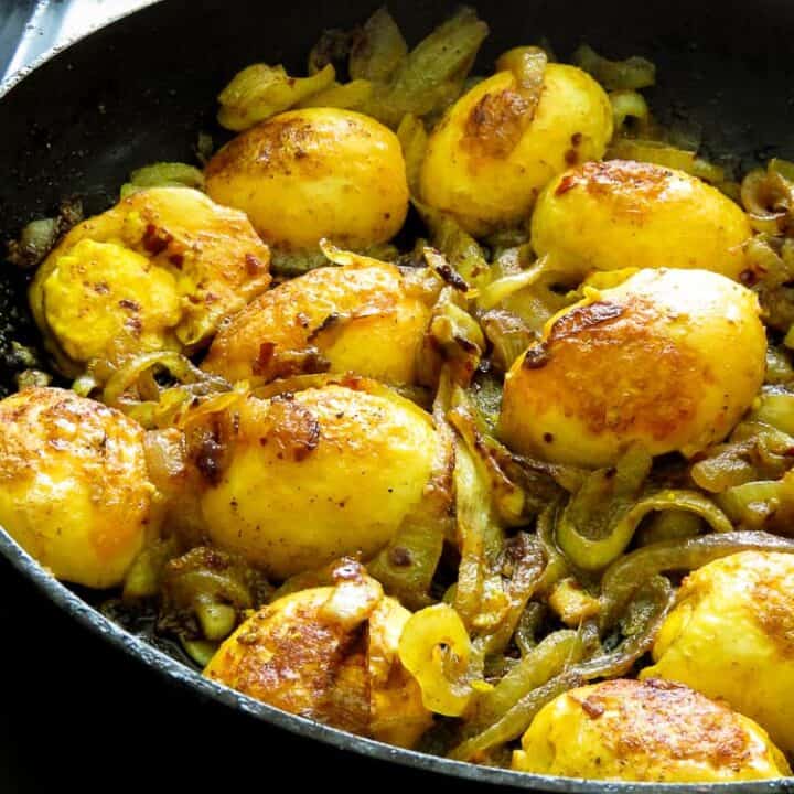 curried egg stir-fry with caramalised onions-islandsmile.org