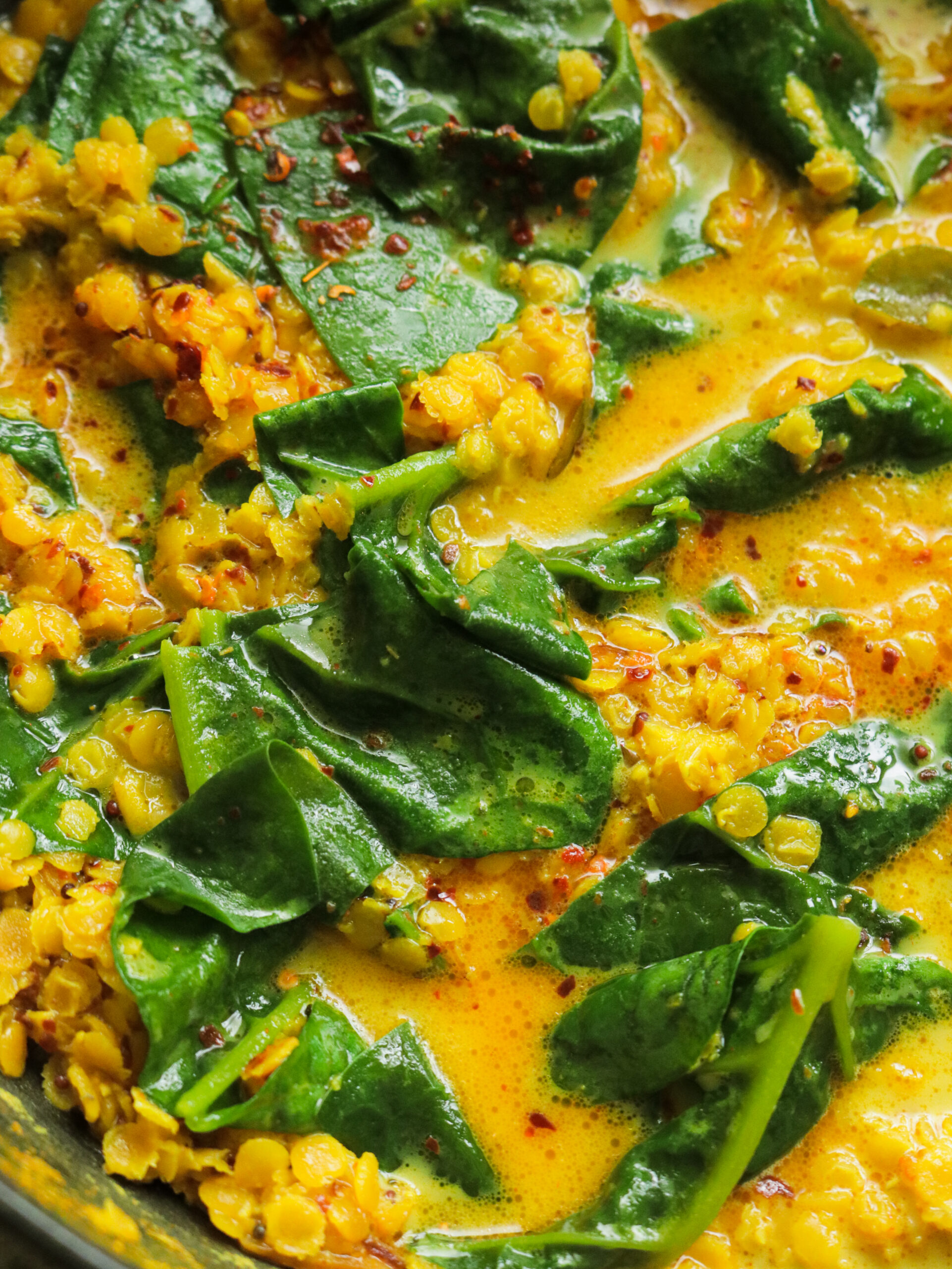 Sri Lankan Dhal(red lentil)spinach curry ISLAND SMILE