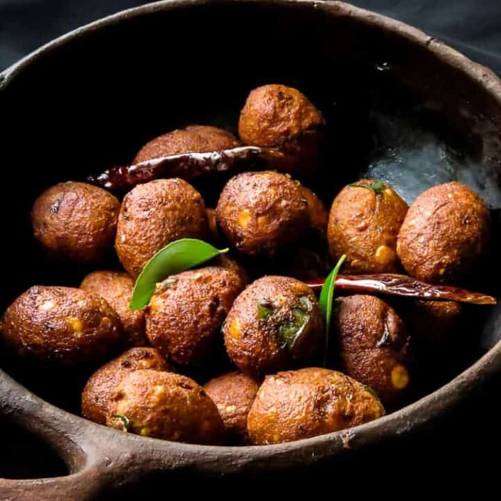 lentil fritters(sri lankan ulundu vadai)-vegan,vegetarian-islandsmile.org