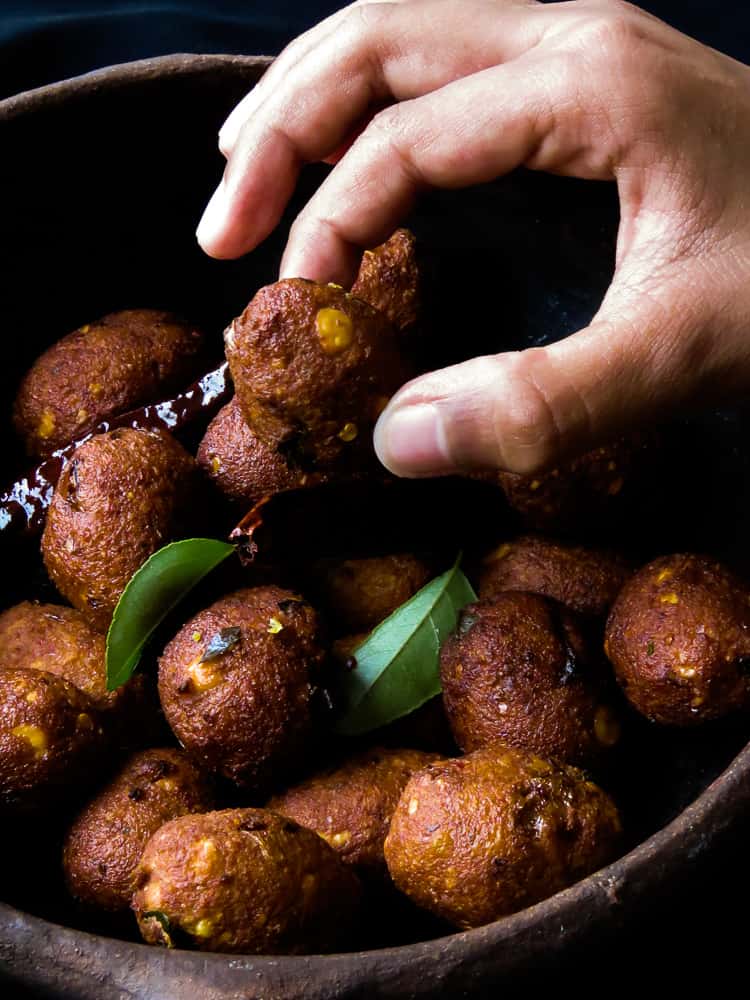 spicy lentil fritters(sri lankan parippu vadai)-islandsmile.org