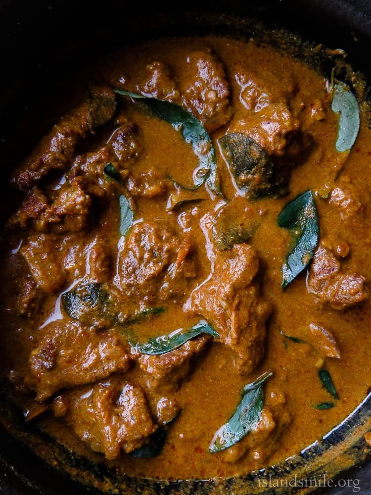 Sri Lankan beef curry- There's a reason why I think my grandmother makes the best beef curry. 