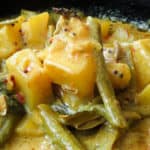 Creamy potato and bean curry, yet another vegetarian dish you can use for your Sri Lankan inspired meals. gluten-free, low-carb meals-islandsmile.org