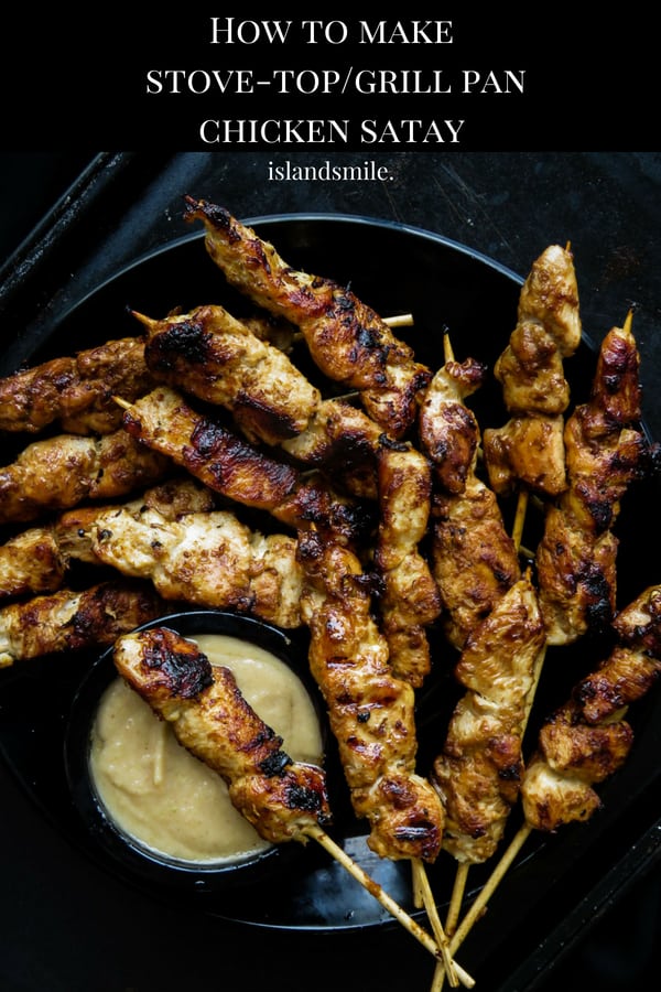 How to make stove top/grill pan chicken satay- juicy, tender chicken grilled to lock in the flavors, since the satay can be prepped early they are ideal as appetizers and parties. #easy #food #recipe #grilled #stovetop #skewers #healthy #lowcarb #glutenfree.