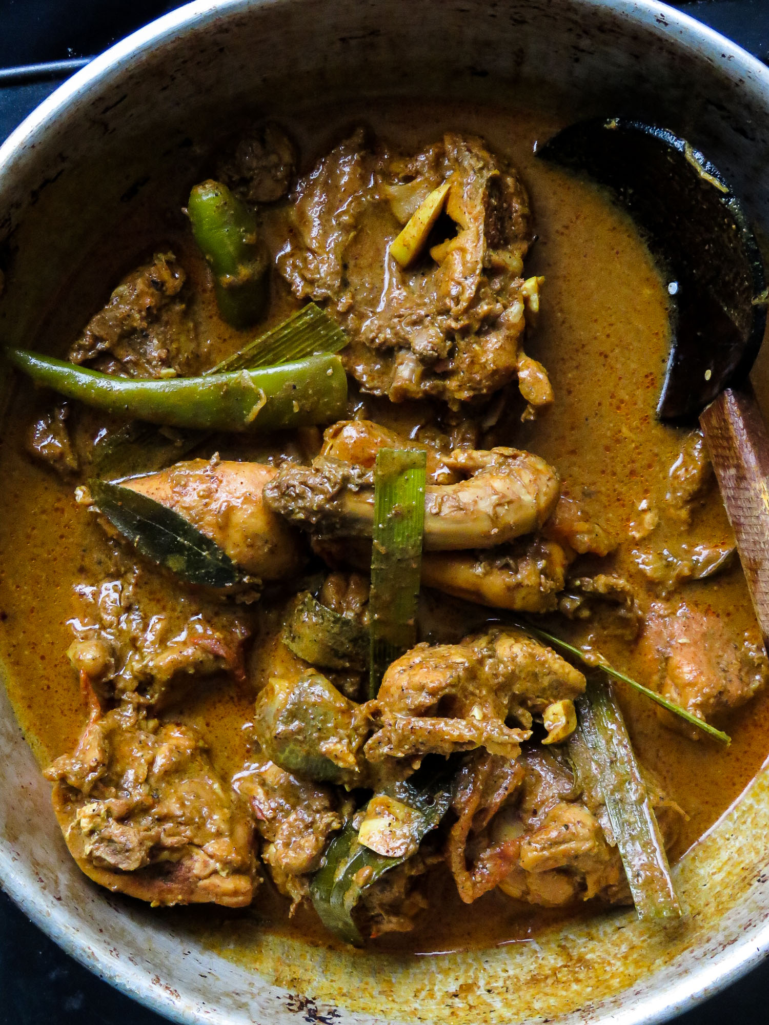 Sri Lankan Jaffna curry powder spicy chicken curry- You've made your Jaffna curry powder, now let's make a chicken curry worthy of the spice blend.