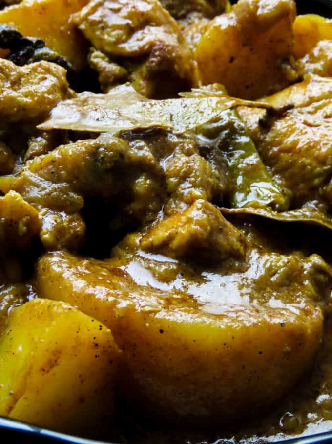 Sri Lankan chicken and potato curry Making this delicious one-pot dish is so easy, once done all you need is a few parathas, naans or chapatis to set your dinner. Great for no-fuss, weekday family dinners. Sri Lankan chicken and potato curry Making this delicious one-pot dish is so easy, once done all you need is a few parathas, naans or chapatis to set your dinner. Great for no-fuss, weekday family dinners.