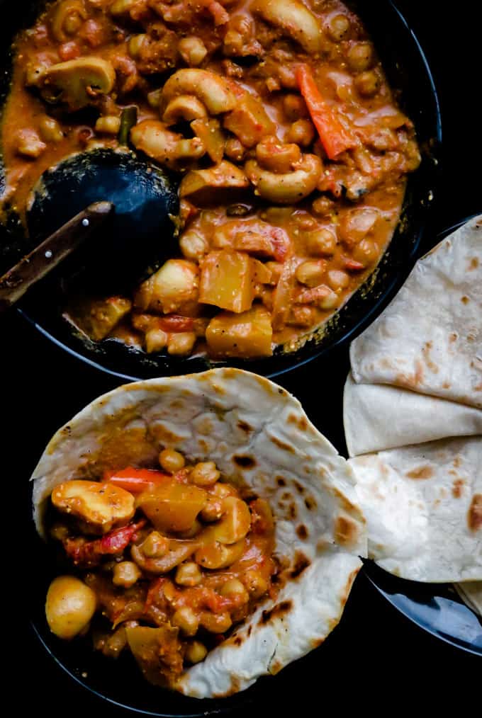 Mushroom, pumpkin, and chickpea. an easy vegetarian dish for a meatless meal you can add to your weekly menu. #vegetarian#vegan #glutenfree #lowcarb #meals #dinner #lunch