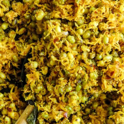 Sri Lankan green mung bean-coconut salad(mallung). A healthy vegan/vegetarian salad that can be breakfast as well as a side dish for your rice and curry. 