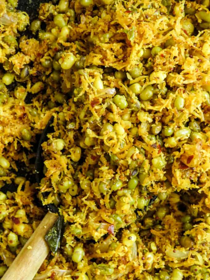 Sri Lankan green mung bean-coconut salad(mallung). A healthy vegan/vegetarian salad that can be breakfast as well as a side dish for your rice and curry. 