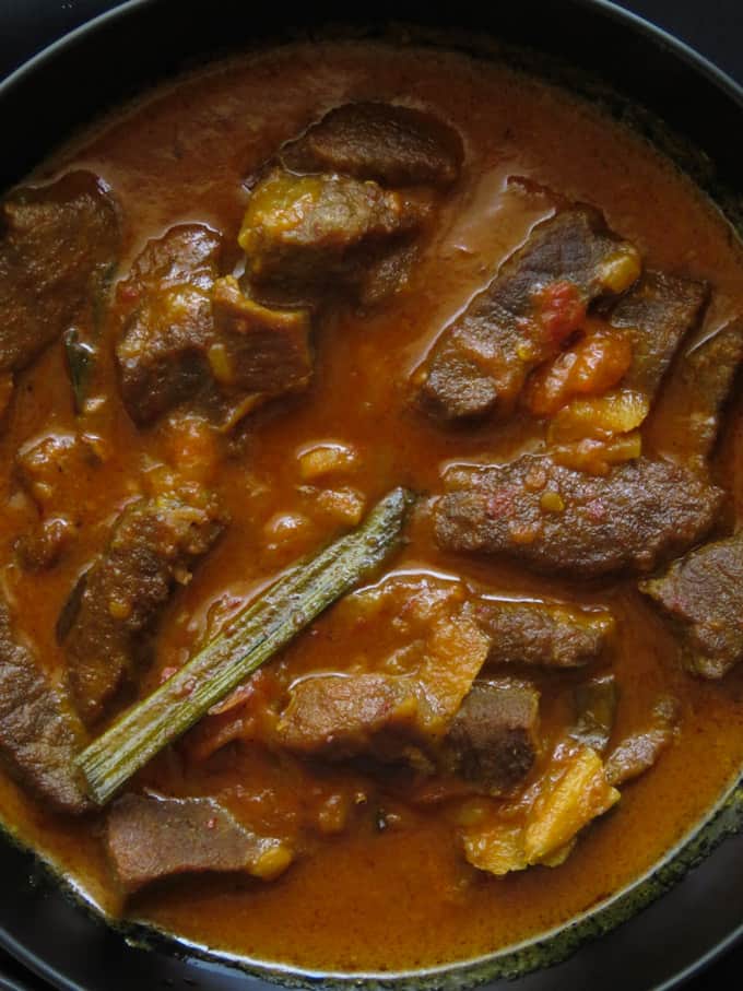 Sri Lankan meal plan 7 . start with a spicy beef curry.