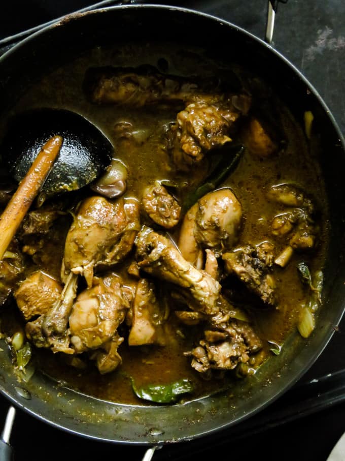 A curry chicken cooked without coconut milk gives you the chance to taste the true flavors of Sri Lankan spices and curry powder in its true form. A healthier version of the usual chicken curry which uses coconut milk, you can use this chicken curry recipe to cook for anyone who has high cholesterol levels or heart conditions and would like to avoid any curries cooked in coconut milk. A curry chicken cooked without coconut milk gives you the chance to taste the true flavors of Sri Lankan spices and curry powder in its true form. A healthier version of the usual chicken curry which uses coconut milk, you can use this chicken curry recipe to cook for anyone who has high cholesterol levels or heart conditions and would like to avoid any curries cooked in coconut milk.