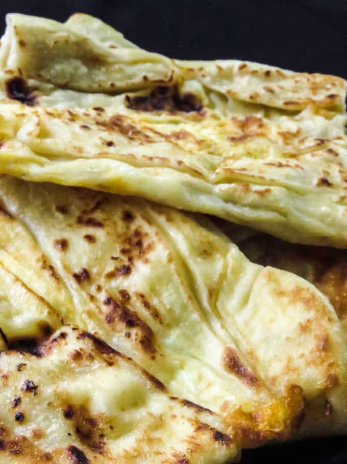 How to make Sri Lankan egg roti/paratha. A step-by-step guide on how to make egg paratha. A must-know roti(paratha)recipe if you want to make some of the well known Sri Lankan street food and snacks at home