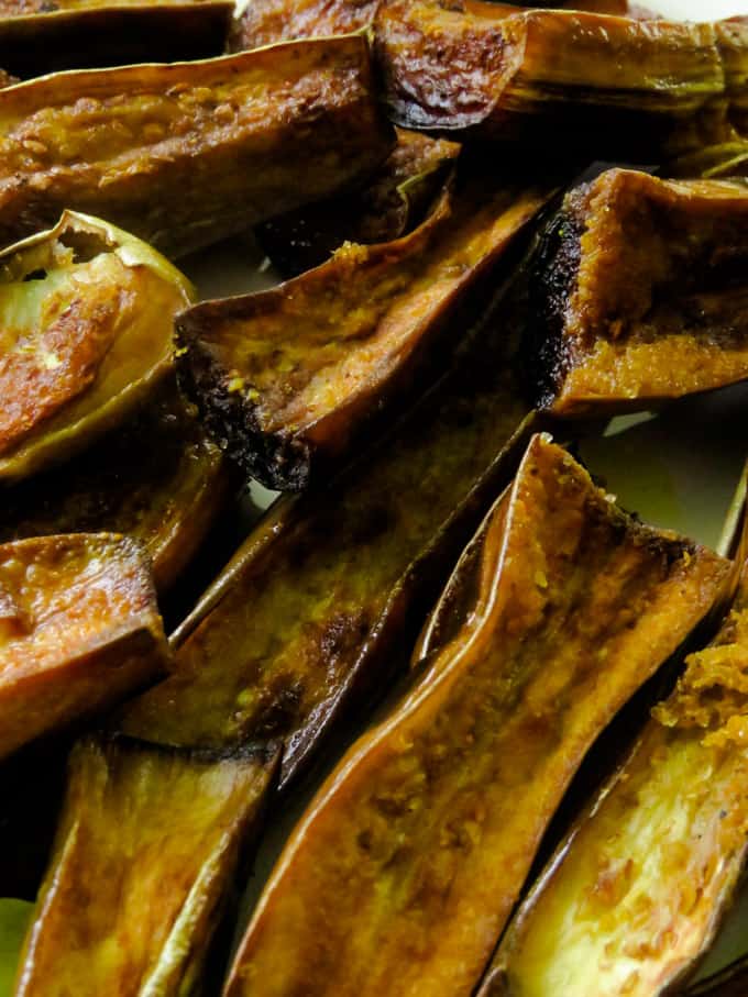 Sri Lankan creamy (brinjal)eggplant curry. The easiest eggplant/brinjal curry you will ever make. This tasty brinjal recipe comes to you courtesy of my mother-in-law. It's a staple vegan, eggplant curry on most of her festive menus. Sri Lankan creamy (brinjal)eggplant curry. The easiest eggplant/brinjal curry you will ever make. This tasty brinjal recipe comes to you courtesy of my mother-in-law. It's a staple vegan, eggplant curry on most of her festive menus.