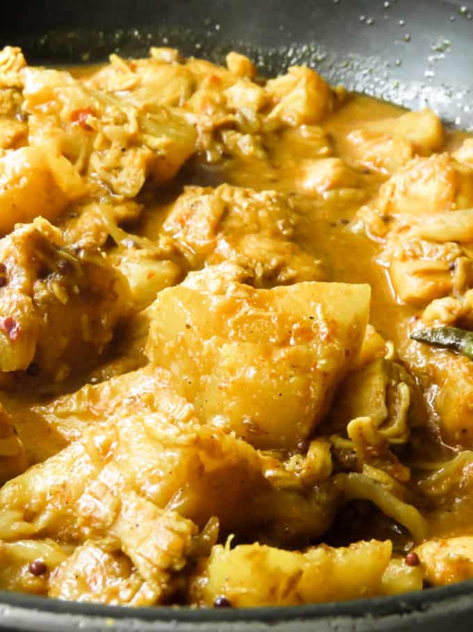 sri lankan pineapple and chicken curry cooked to make you with your favorite spices in mind. sri lankan pineapple and chicken curry cooked to make you with your favorite spices in mind.