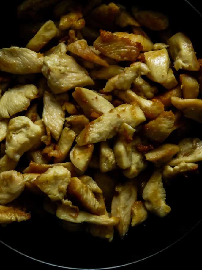 shallow fried boneless chicken for lo mein. islandsmile.org