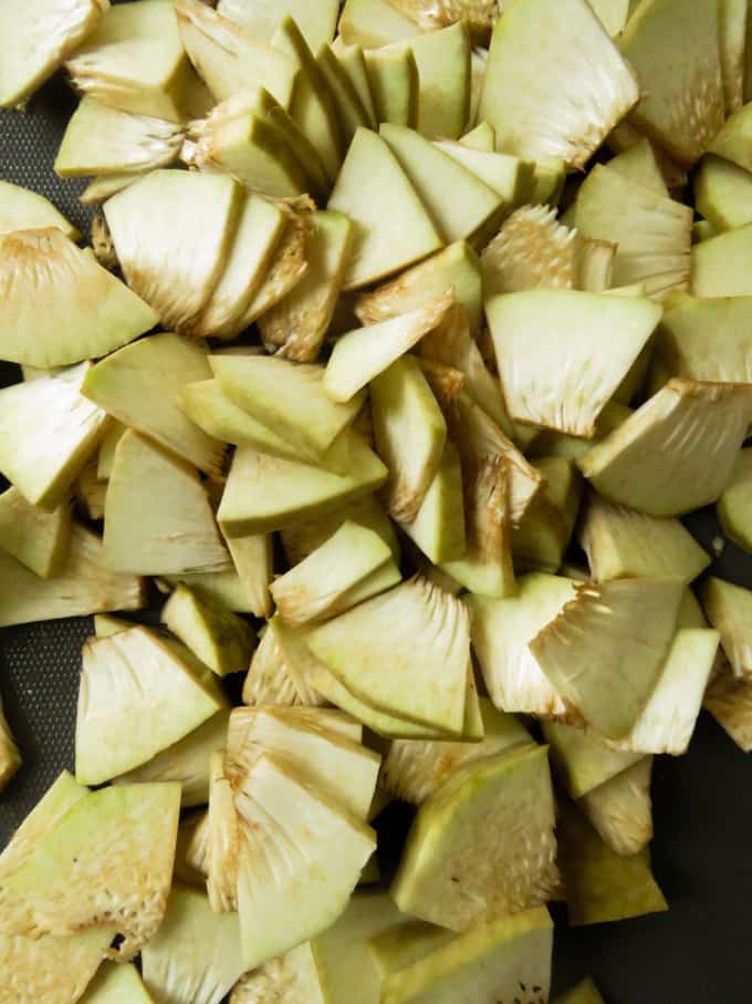 breadfruit cut into chips.