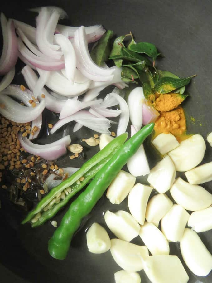 ingredients to make the Sri Lankan spinach curry.