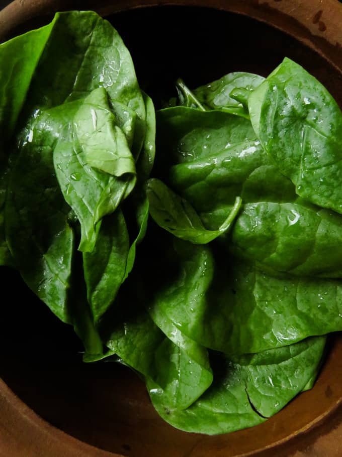 washed spinach image.