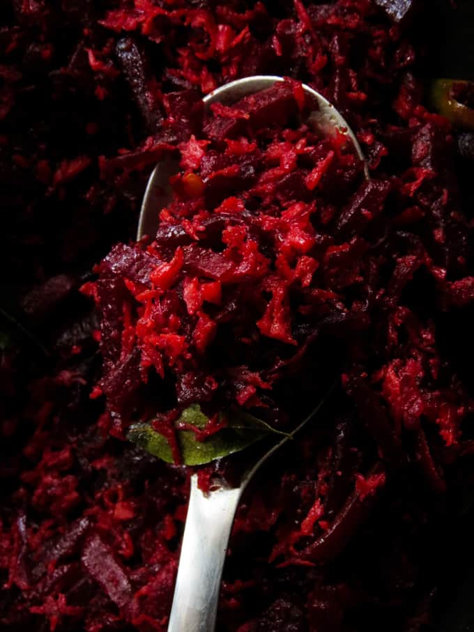 coconut beetroot mallung