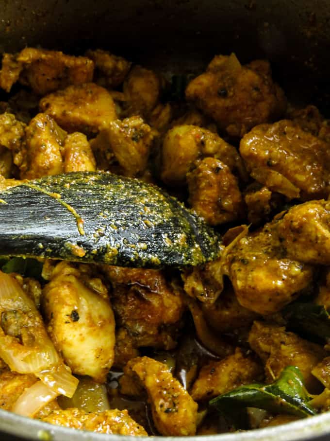 cooking the chicken curry for the Sri Lankan chicken kottu.