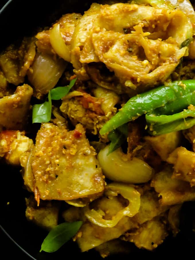 dolphin kottu served on a bowl.