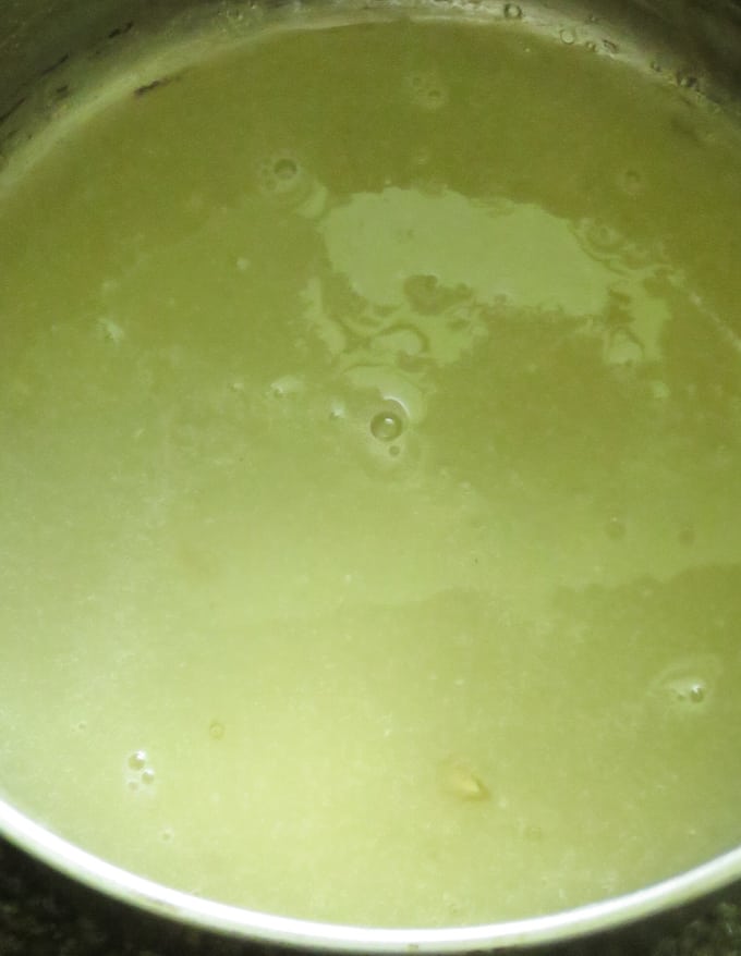 dissolve gelatine powder in hot water to make the pineapple fluff.