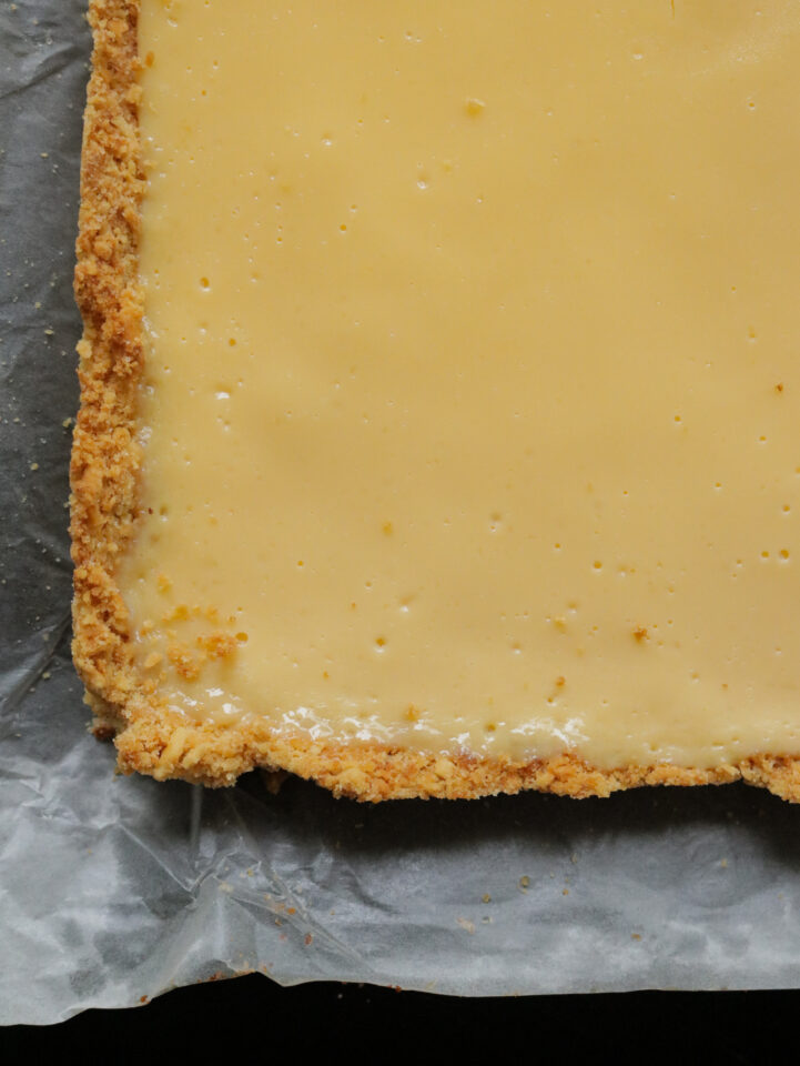 CONDENSED MILK LEMON BARS WITH CRUST. ISLAND SMILE