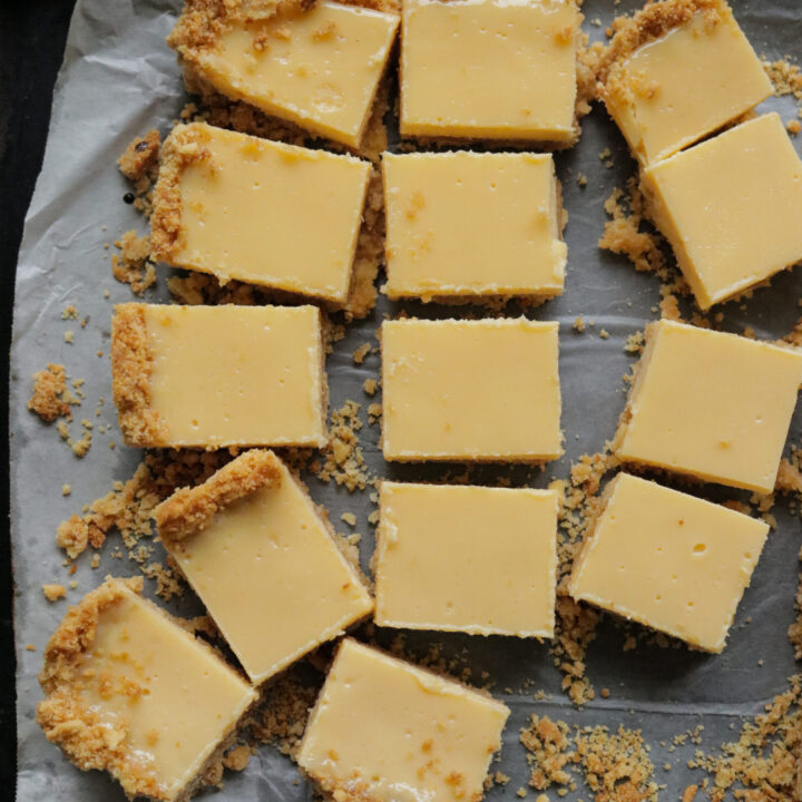 bars of lemon made with condensed milk