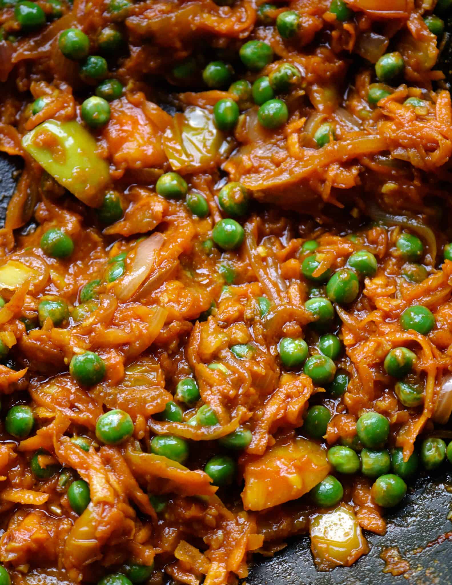 COCONUT CURRY PASTA/DAIRYFREE. ISLAND SMILE