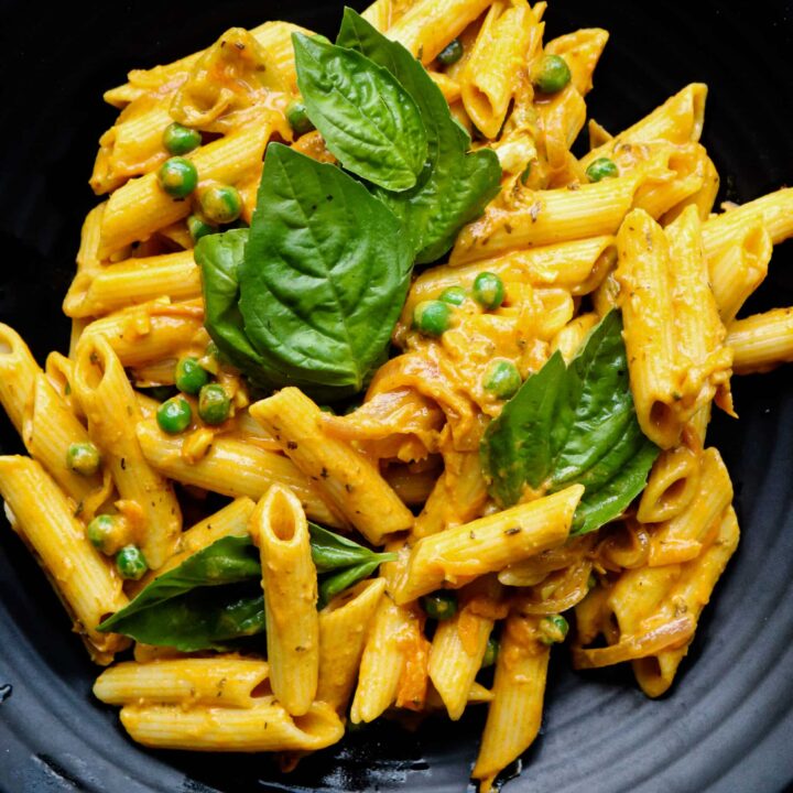 curry pasta in a plate