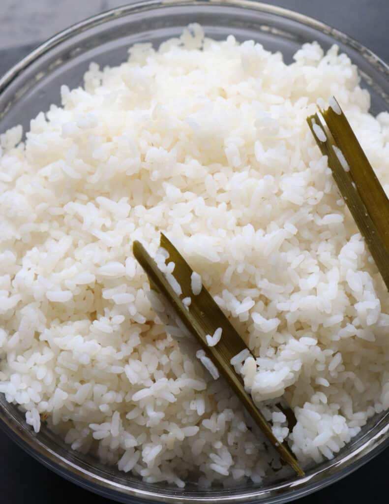 How to Cook Rice on the Stove