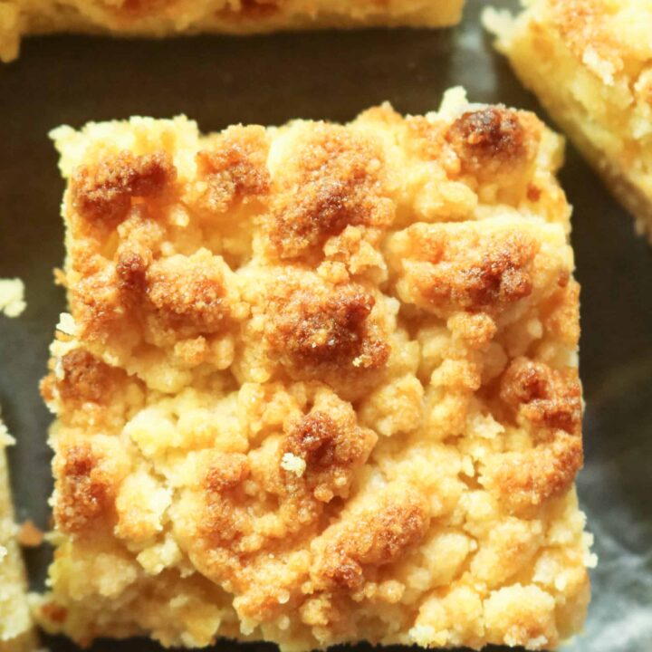 lemon crumb bar.