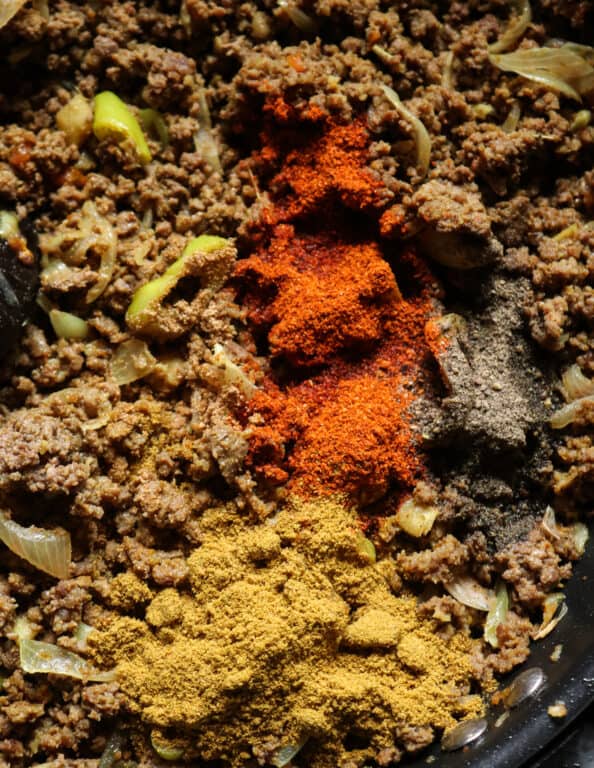 Minced beef curry(ground beef curry). | ISLAND SMILE