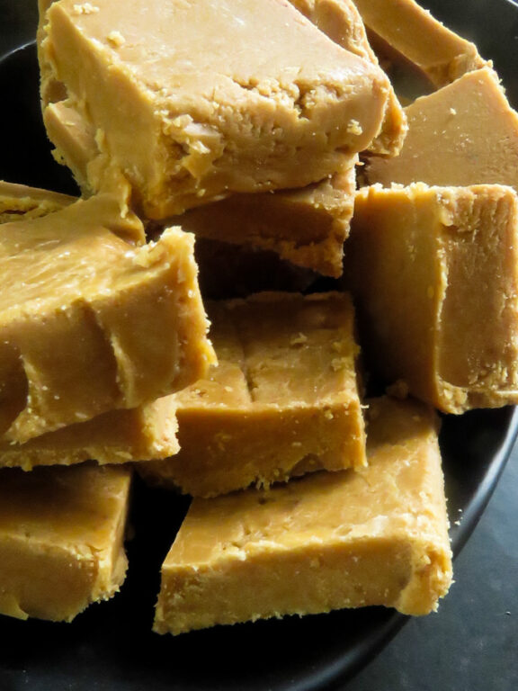 CONDENSED MILK FUDGE(milk toffee) ISLAND SMILE